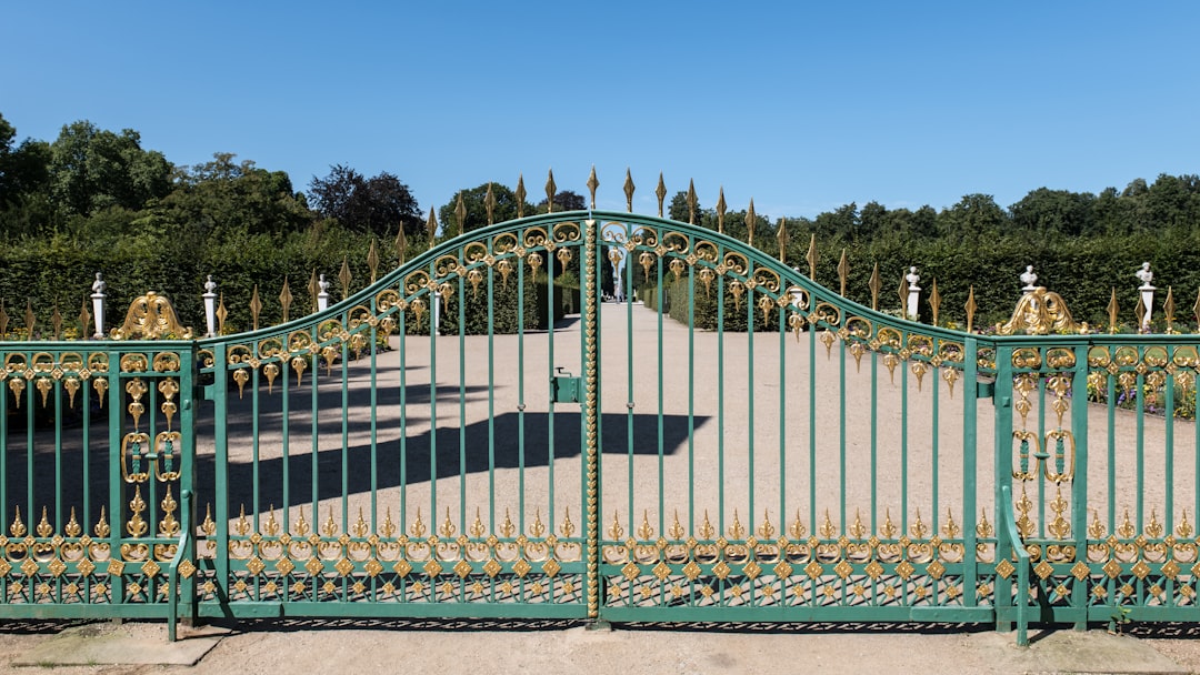 aluminum gates